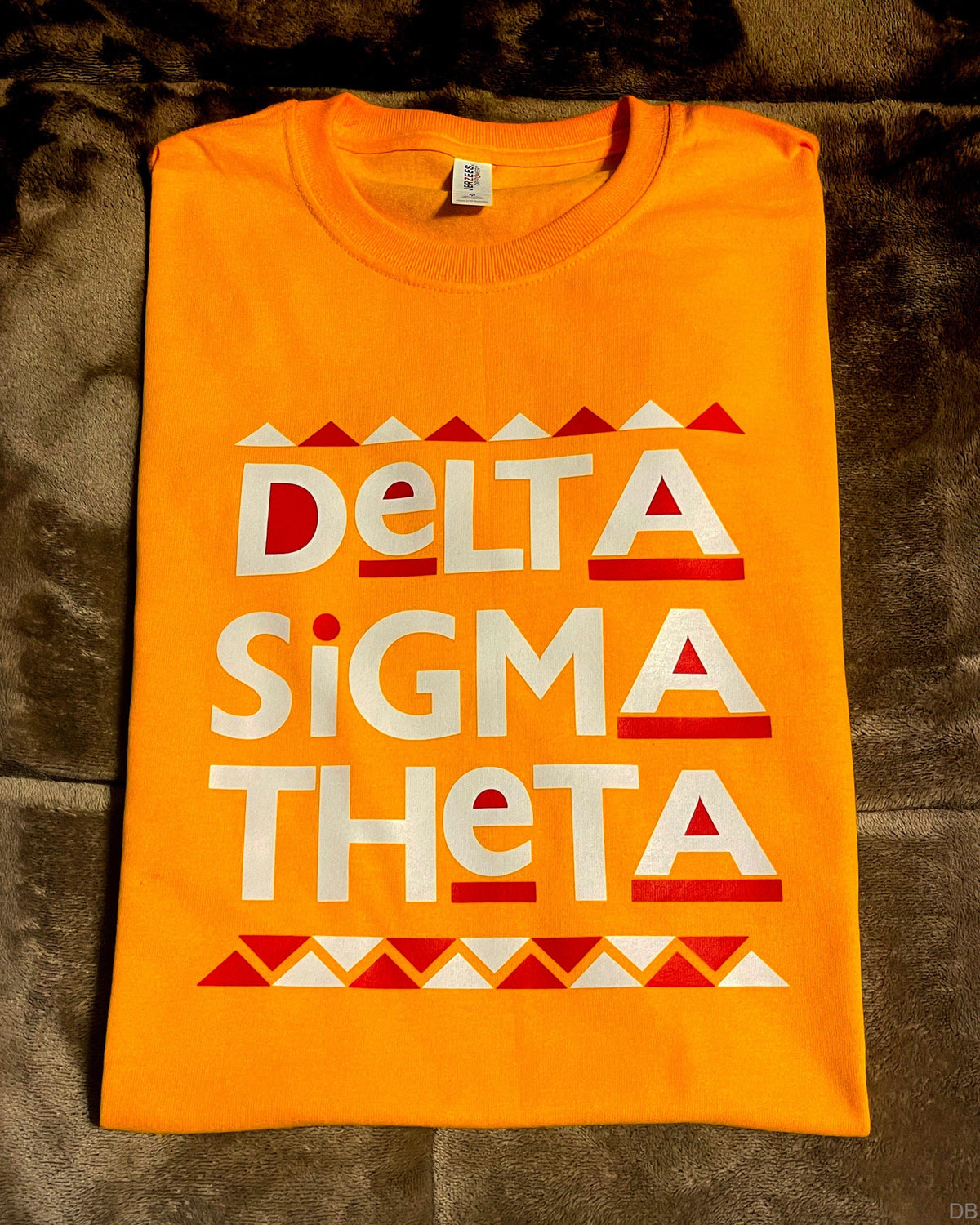 Delta Sigma Theta Tshirt - Retro 90s Shirt Gold